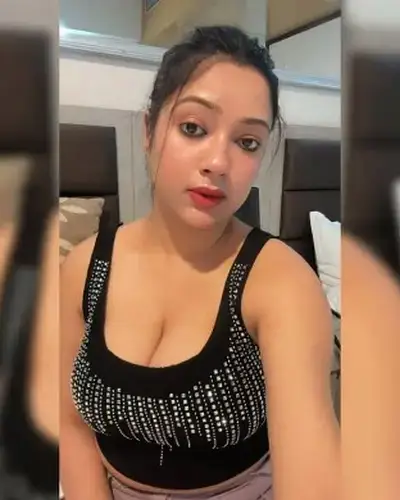 Call Girls Service Kapur Bawdi